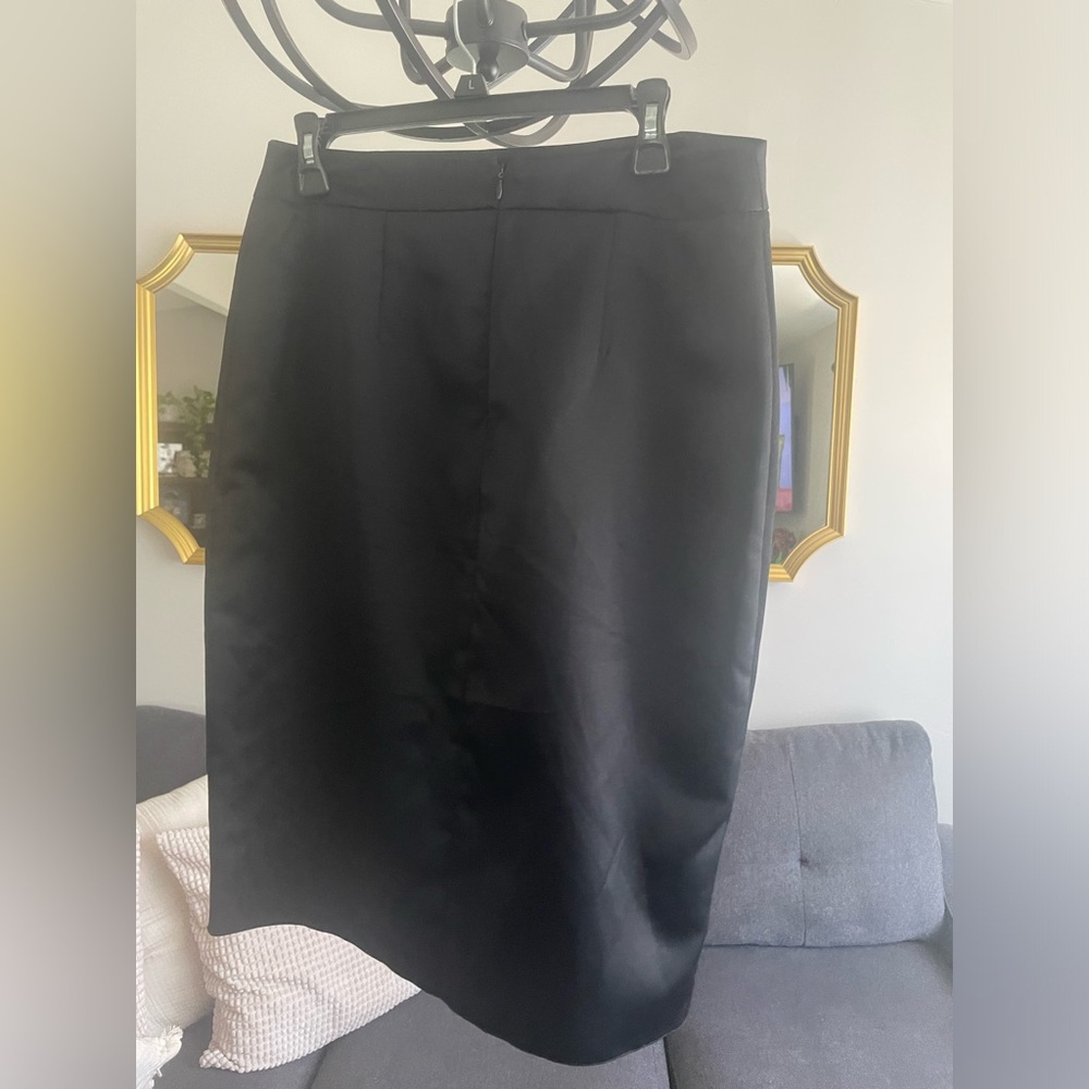 Looks like satin midi skirt